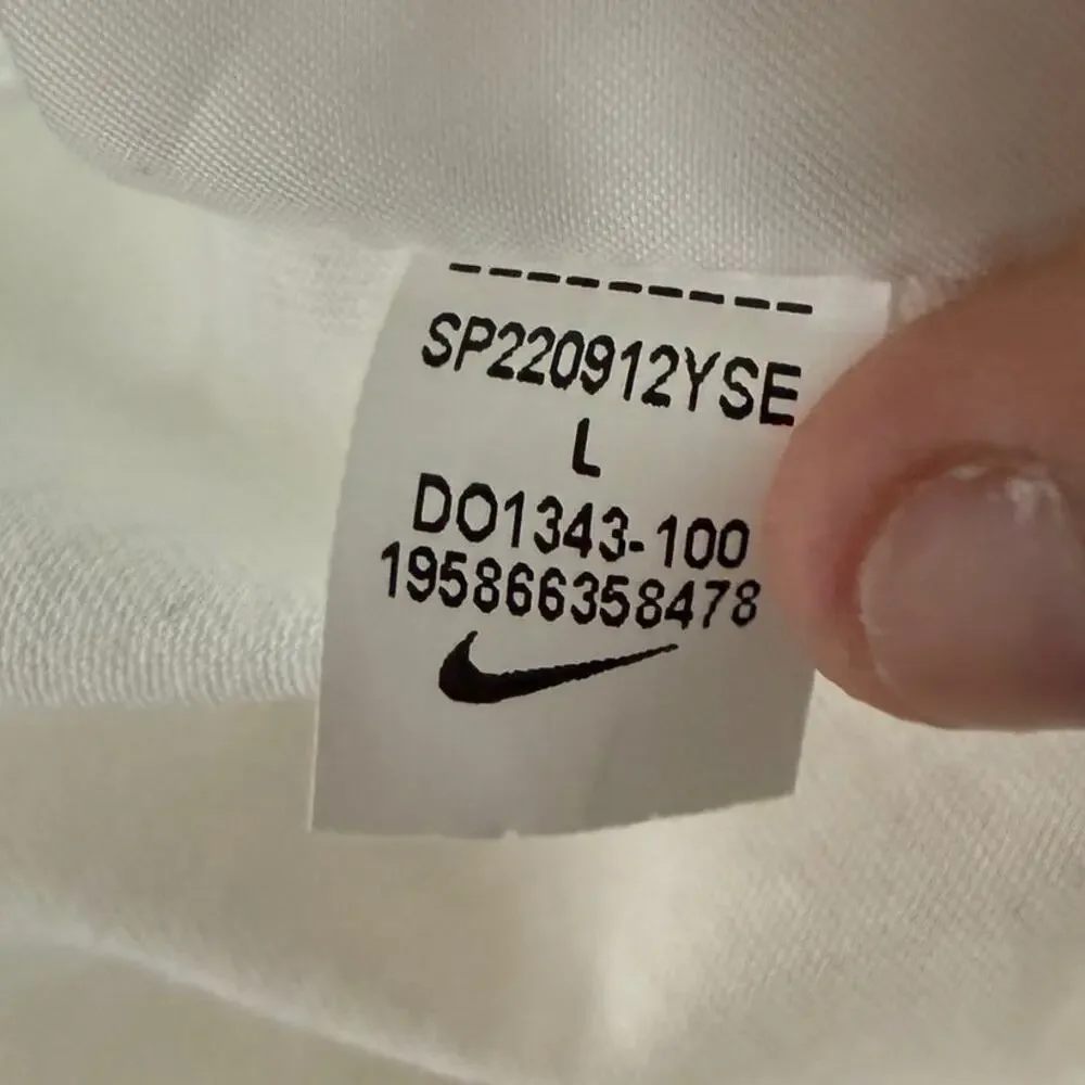 Nike L White Yellow Girls Short Sleeve T Shirt Daisy Flower Power
